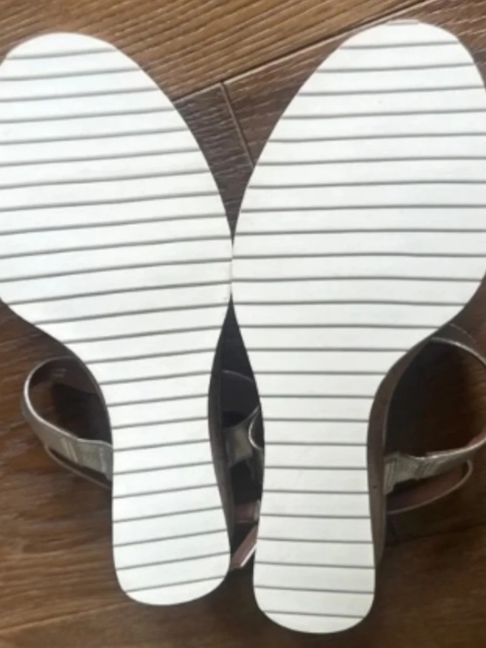 LINEA PAOLO Elara Wedge Sandal Silver Metallic Slingback 3.5